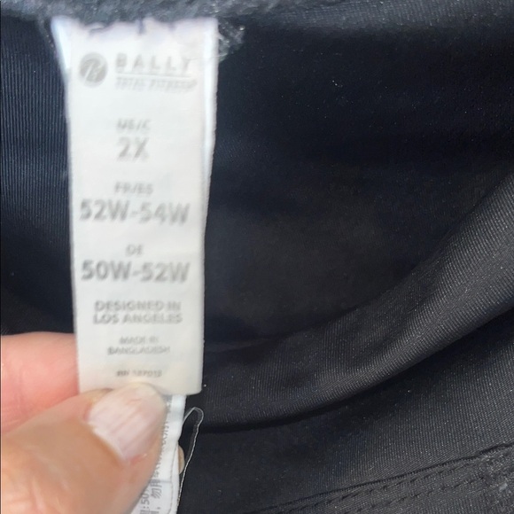 BALLY Black High-Waisted Athletic Leggings Women’s size 2X - Picture 2 of 6